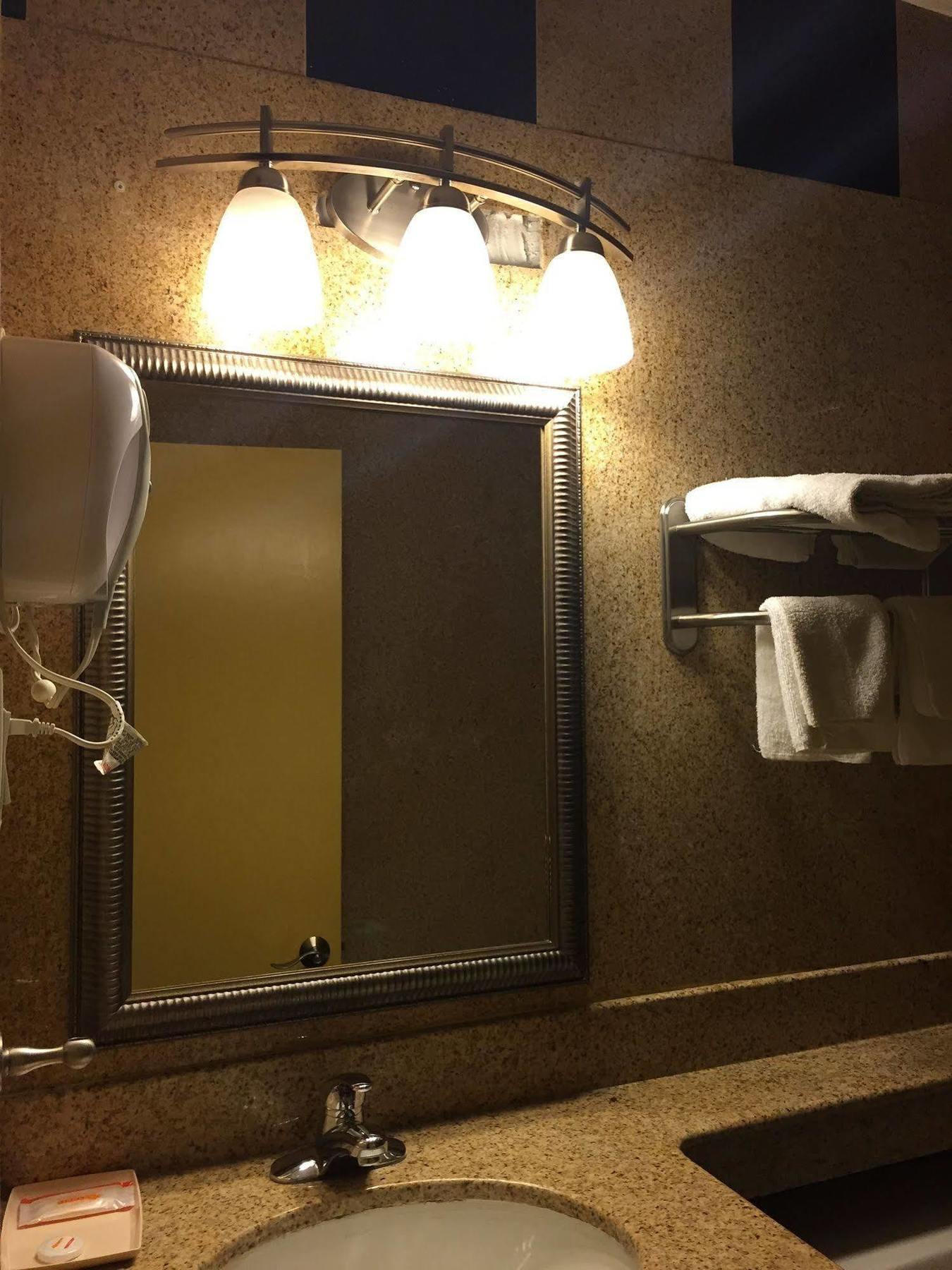 Track & Turf Motel Mount Laurel Ngoại thất bức ảnh